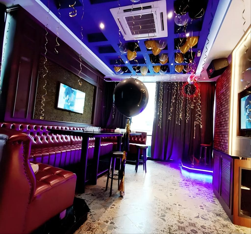 Large Room